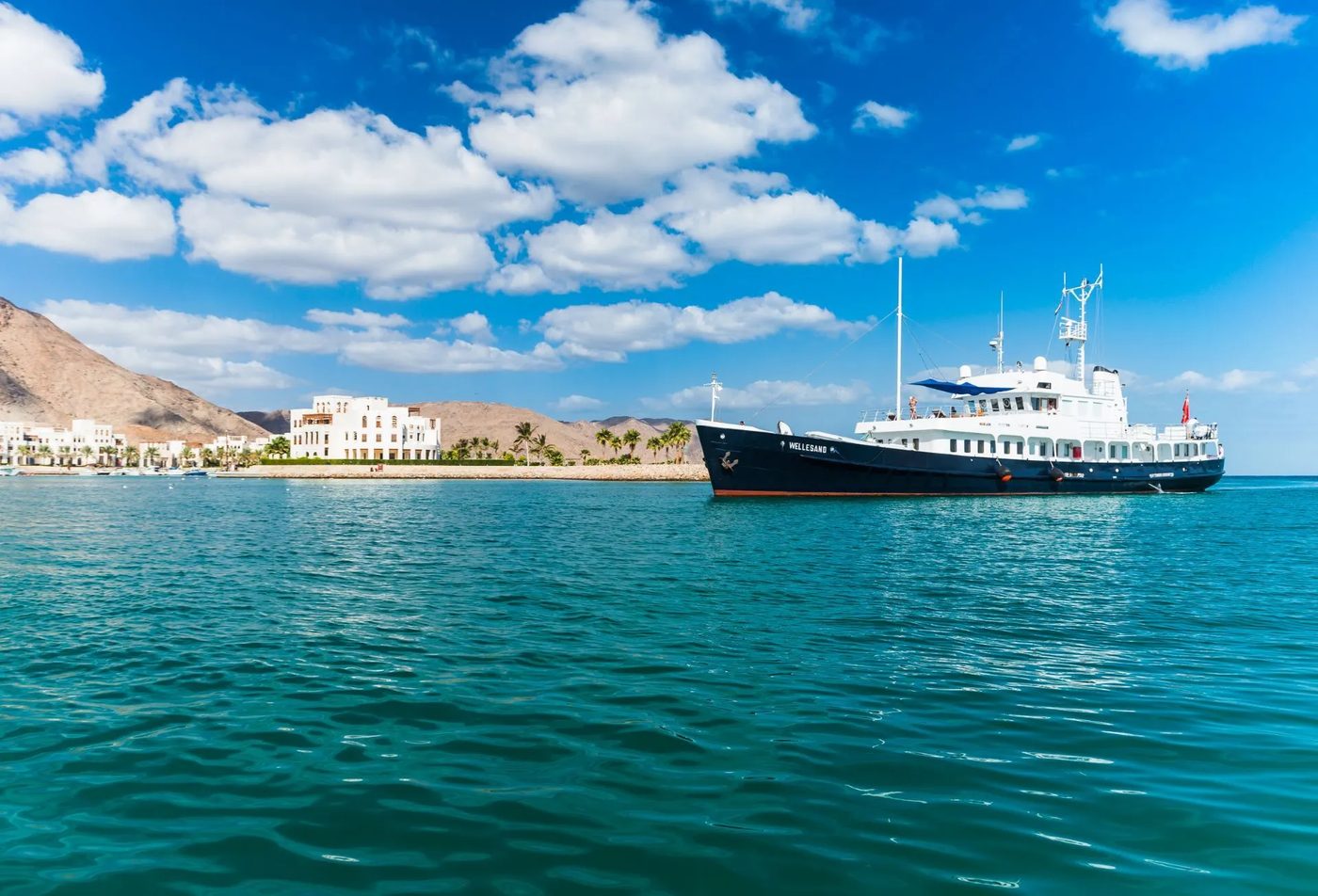 Jebel Sifah — a yacht off the resort coast